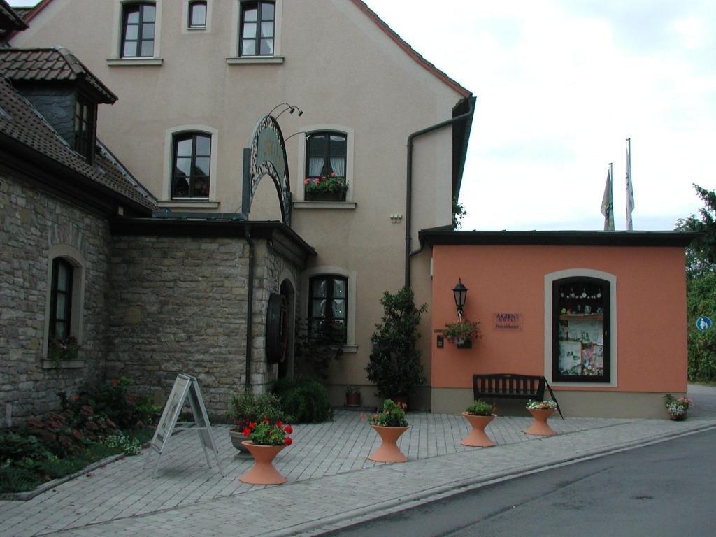 Akzent Hotel Franziskaner Детелбах Екстериор снимка